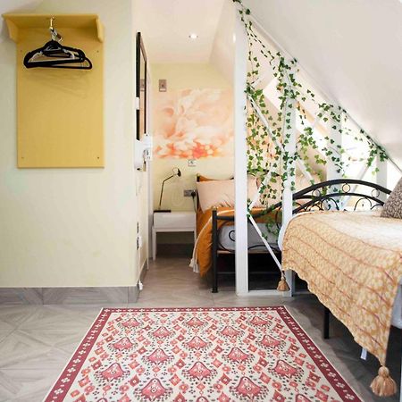 Forest Studio Apartment Gated Parking On 2 Acres Garden ชิเซิลเฮิร์สท์ ภายนอก รูปภาพ